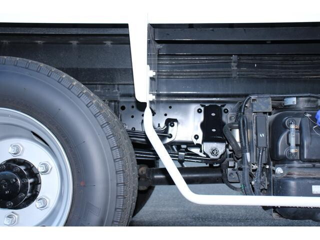 いすゞエルフ高所作業車小型（2t・3t）[写真23]