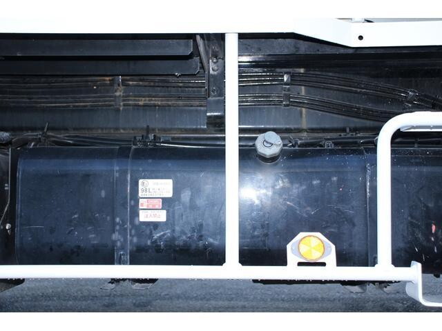 いすゞエルフ高所作業車小型（2t・3t）[写真25]