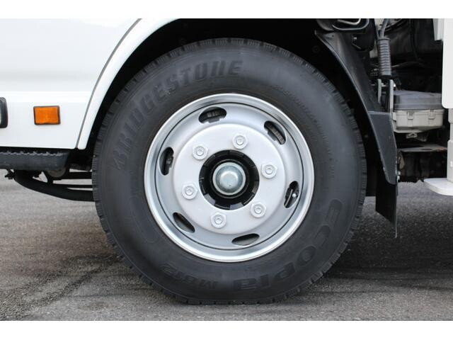 いすゞエルフ高所作業車小型（2t・3t）[写真29]