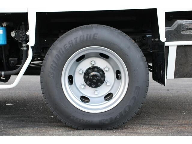 いすゞエルフ高所作業車小型（2t・3t）[写真30]