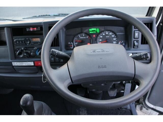 いすゞエルフ高所作業車小型（2t・3t）[写真31]