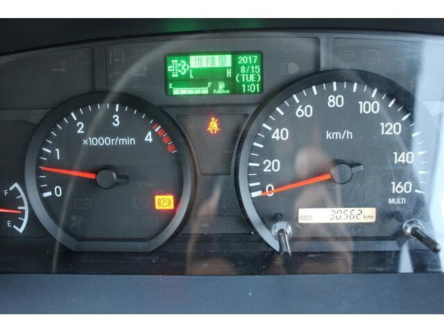 いすゞエルフ高所作業車小型（2t・3t）[写真32]