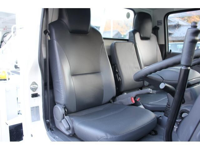 いすゞエルフ高所作業車小型（2t・3t）[写真35]