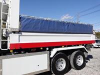 三菱ふそうスーパーグレートダンプ大型（10t）[写真10]