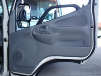 日野デュトロ平ボディ小型（2t・3t）[写真32]