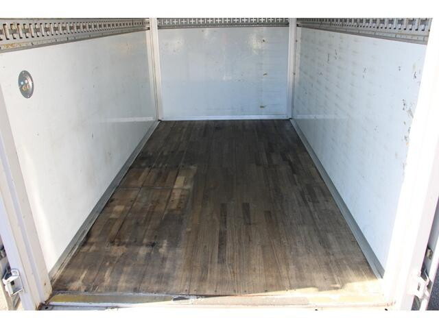 日産アトラスパネルバン小型（2t・3t）[写真15]