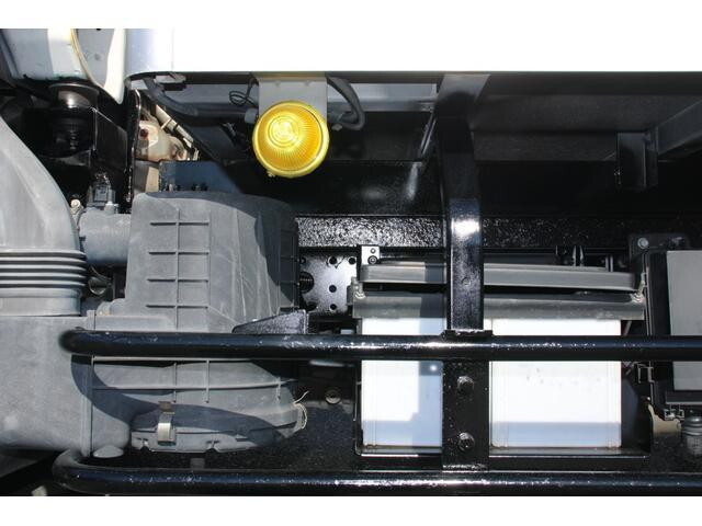 日産アトラスパネルバン小型（2t・3t）[写真18]