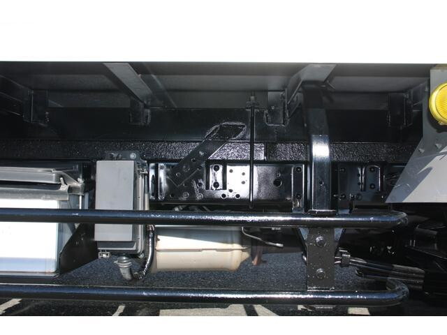 日産アトラスパネルバン小型（2t・3t）[写真21]