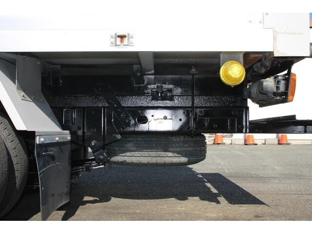 日産アトラスパネルバン小型（2t・3t）[写真24]