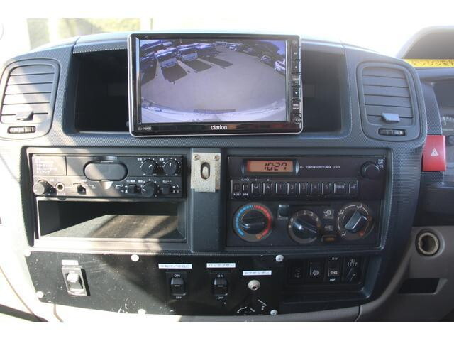 日産アトラスパネルバン小型（2t・3t）[写真31]