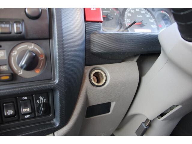 日産アトラスパネルバン小型（2t・3t）[写真33]