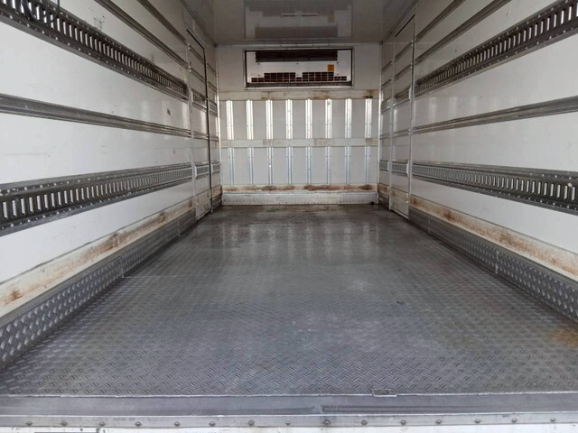 日野デュトロ冷凍車（冷蔵車）小型（2t・3t）[写真13]