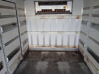 日野デュトロ冷凍車（冷蔵車）小型（2t・3t）[写真34]