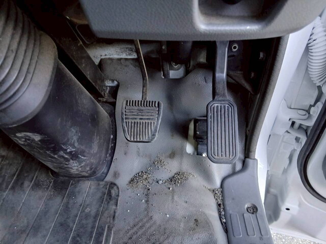 日野デュトロ冷凍車（冷蔵車）小型（2t・3t）[写真38]