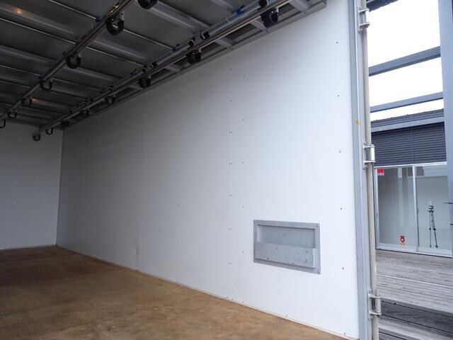 いすゞエルフパネルバン小型（2t・3t）[写真15]