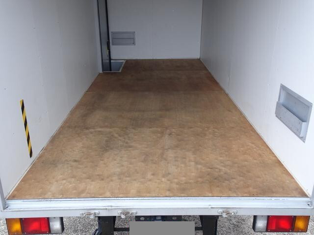 いすゞエルフパネルバン小型（2t・3t）[写真16]