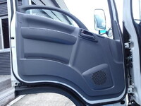 いすゞエルフパネルバン小型（2t・3t）[写真32]