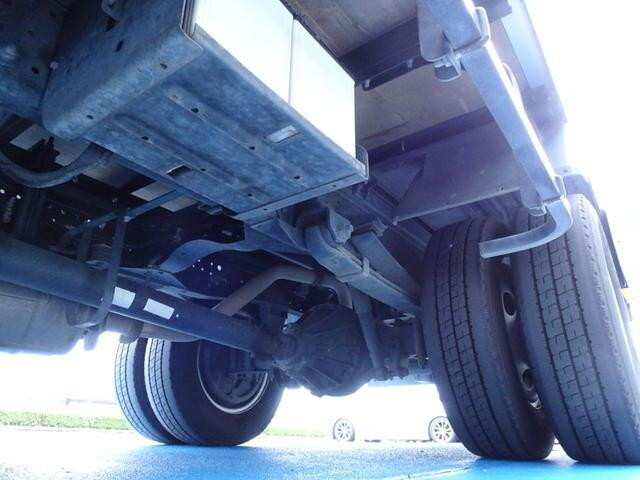 いすゞエルフパネルバン小型（2t・3t）[写真35]