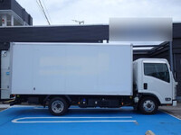 いすゞエルフパネルバン小型（2t・3t）[写真10]