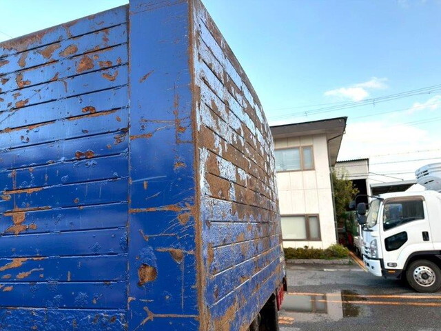 三菱ふそうスーパーグレートスクラップ運搬車大型（10t）[写真14]