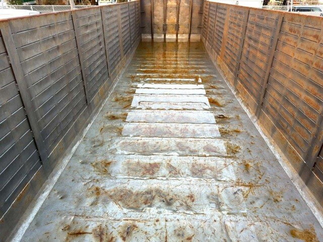 三菱ふそうスーパーグレートスクラップ運搬車大型（10t）[写真05]