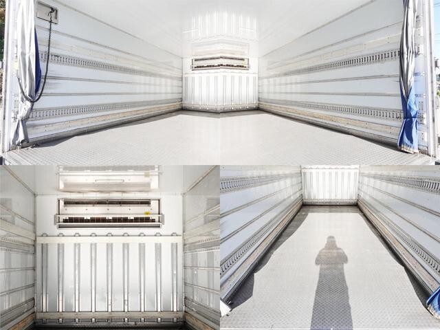 いすゞフォワード冷凍車（冷蔵車）中型（4t）[写真11]