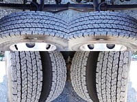 いすゞフォワード冷凍車（冷蔵車）中型（4t）[写真14]