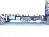 いすゞフォワード冷凍車（冷蔵車）中型（4t）[写真17]