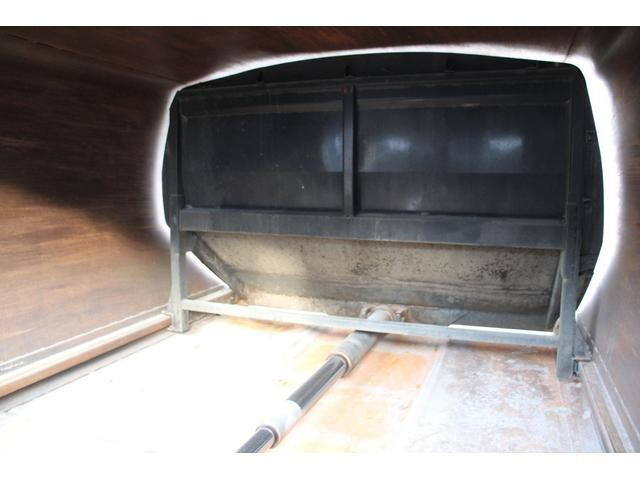 いすゞエルフパッカー車（塵芥車）小型（2t・3t）[写真15]