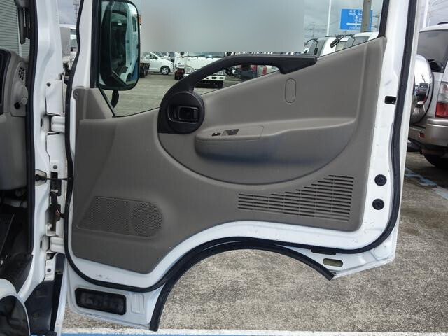 日産アトラスダブルキャブ（Wキャブ）小型（2t・3t）[写真19]