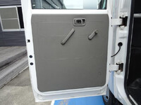 日産アトラスダブルキャブ（Wキャブ）小型（2t・3t）[写真33]