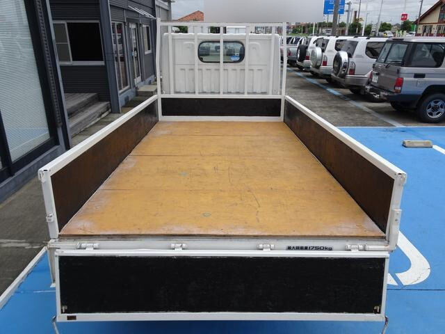 日産アトラスダブルキャブ（Wキャブ）小型（2t・3t）[写真08]