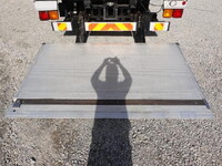 いすゞフォワードアルミバン中型（4t）[写真10]