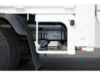 日野デュトロダブルキャブ（Wキャブ）小型（2t・3t）[写真15]