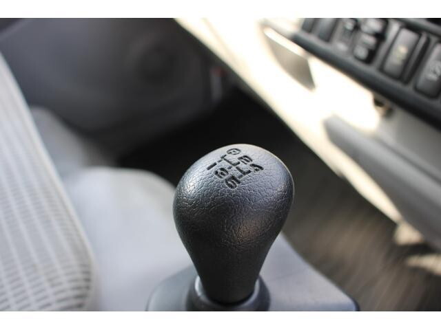 日野デュトロダブルキャブ（Wキャブ）小型（2t・3t）[写真29]