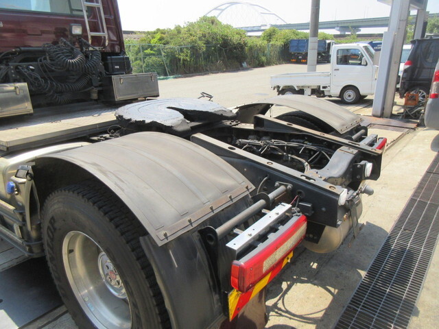 日産クオントレーラーヘッド（トラクターヘッド）大型（10t）[写真11]