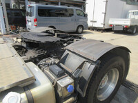 日産クオントレーラーヘッド（トラクターヘッド）大型（10t）[写真13]