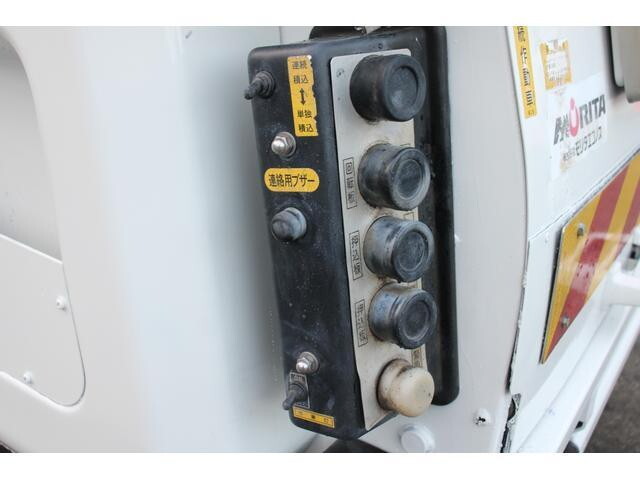 日野デュトロパッカー車（塵芥車）小型（2t・3t）[写真14]