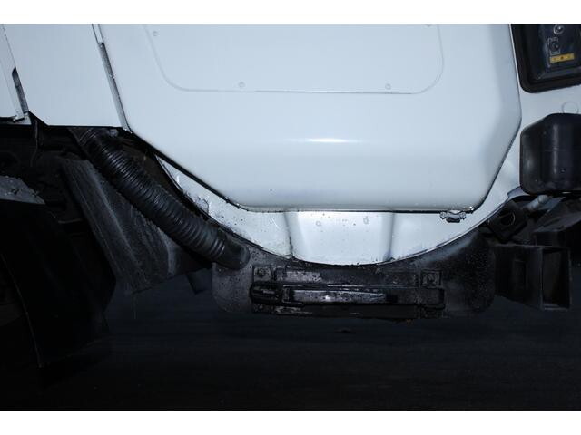 日野デュトロパッカー車（塵芥車）小型（2t・3t）[写真27]