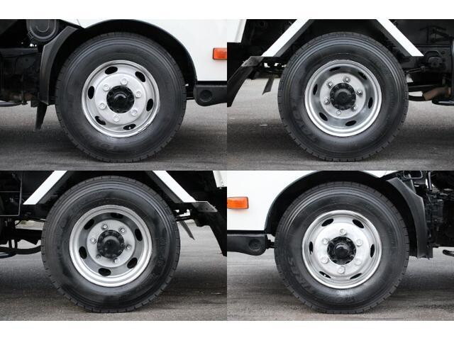 日野デュトロパッカー車（塵芥車）小型（2t・3t）[写真30]