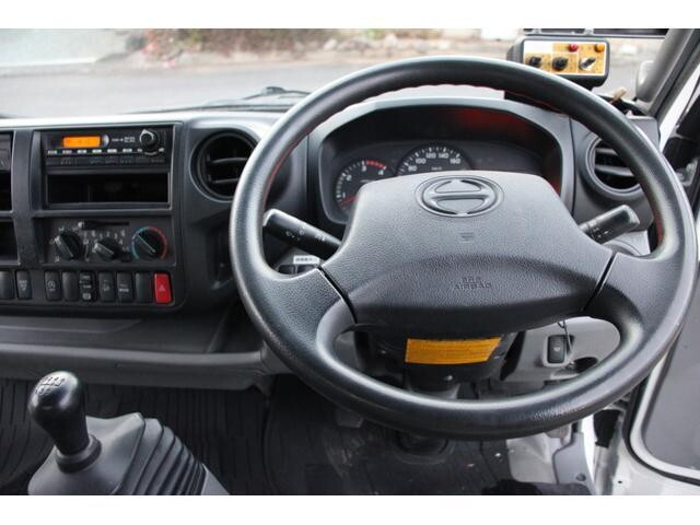 日野デュトロパッカー車（塵芥車）小型（2t・3t）[写真31]