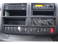 日野デュトロパッカー車（塵芥車）小型（2t・3t）[写真34]