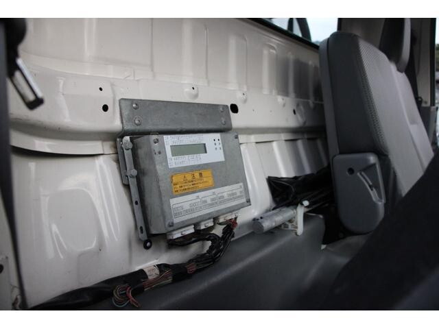 日野デュトロパッカー車（塵芥車）小型（2t・3t）[写真40]