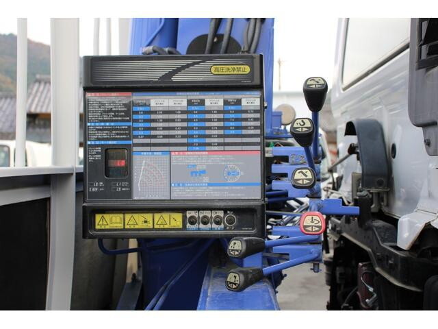 日野レンジャークレーン4段中型（4t）[写真14]