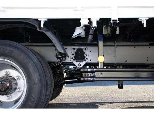 日野レンジャー平ボディ中型（4t）[写真17]