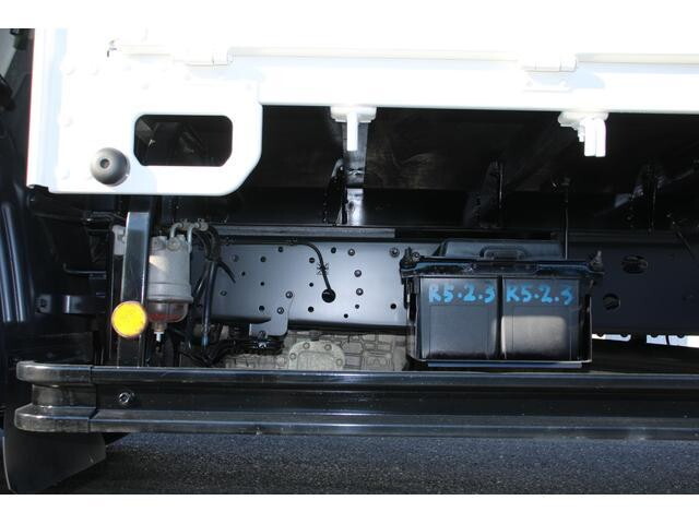 日野レンジャー平ボディ中型（4t）[写真21]
