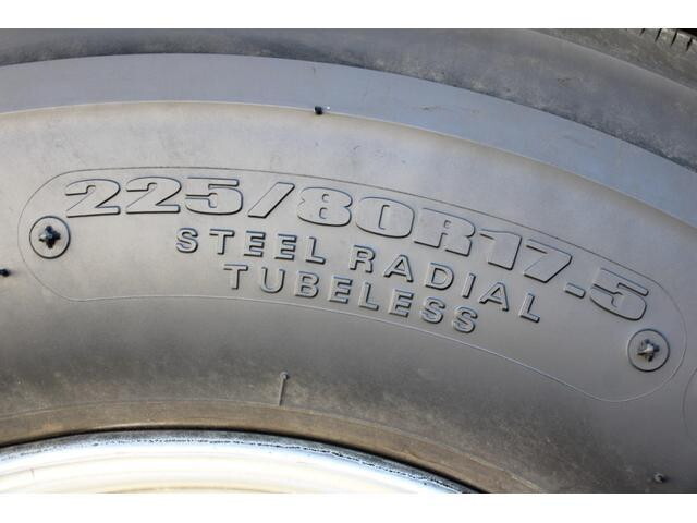 日野レンジャー平ボディ中型（4t）[写真22]