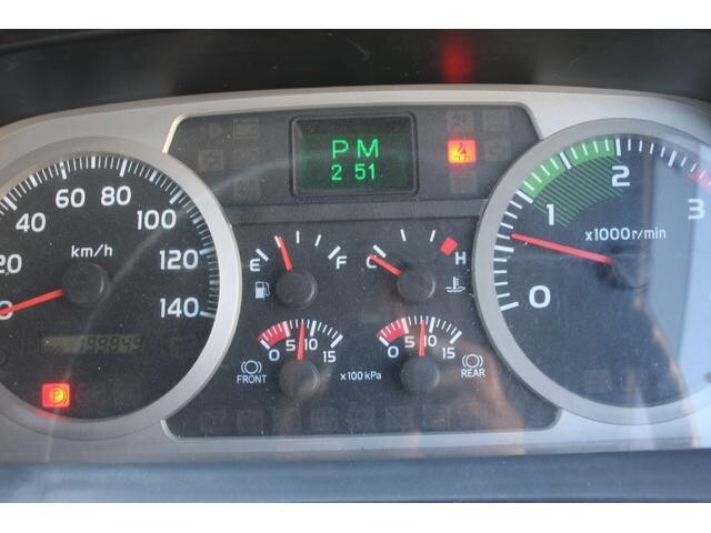 日野レンジャー平ボディ中型（4t）[写真26]