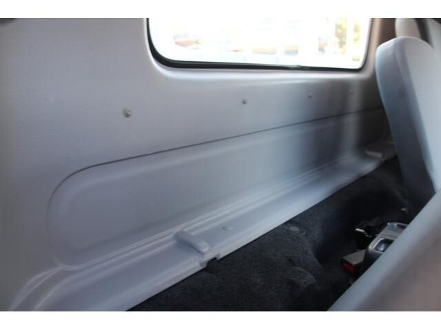 日野レンジャー平ボディ中型（4t）[写真36]