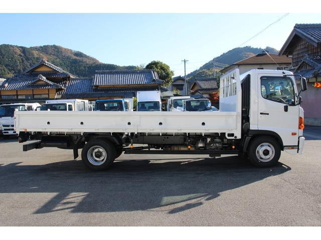 日野レンジャー平ボディ中型（4t）[写真05]